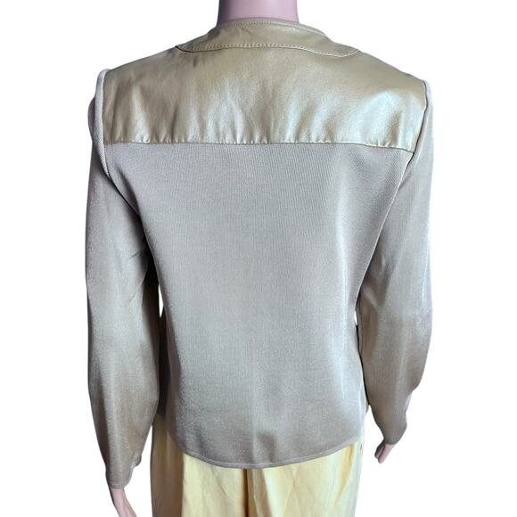 Peter Nygard Mixed Media Gold Leather Knit Jacket Medium 3-D Floral Detail Luxe - Picture 3 of 5
